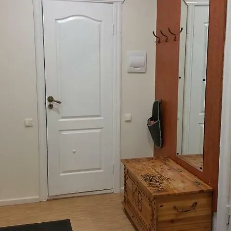Bright , Clean, Spacious 아파트 리가